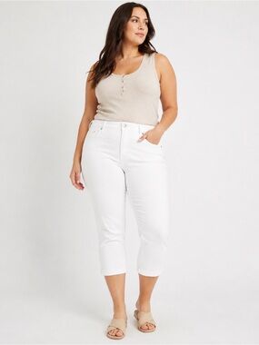 NWT Levi's 311 Shaping Skinny Mid-Rise Capri Jeans Plus Size 18W